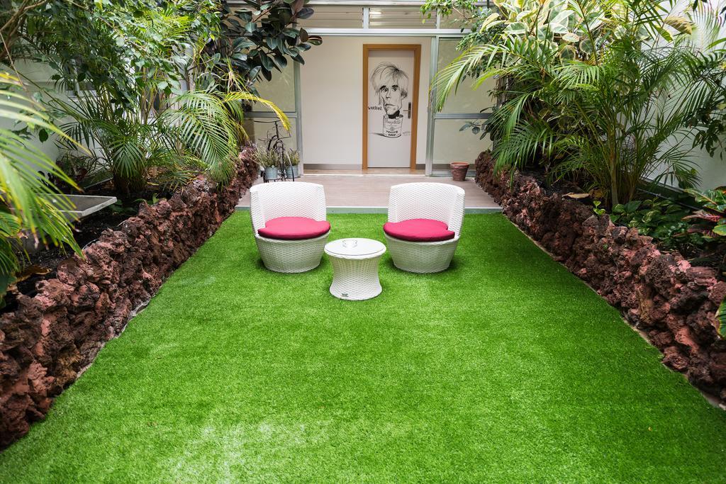 Suites Garden Loft Andy Warhol لاس بالماس دي غران كاناريا المظهر الخارجي الصورة