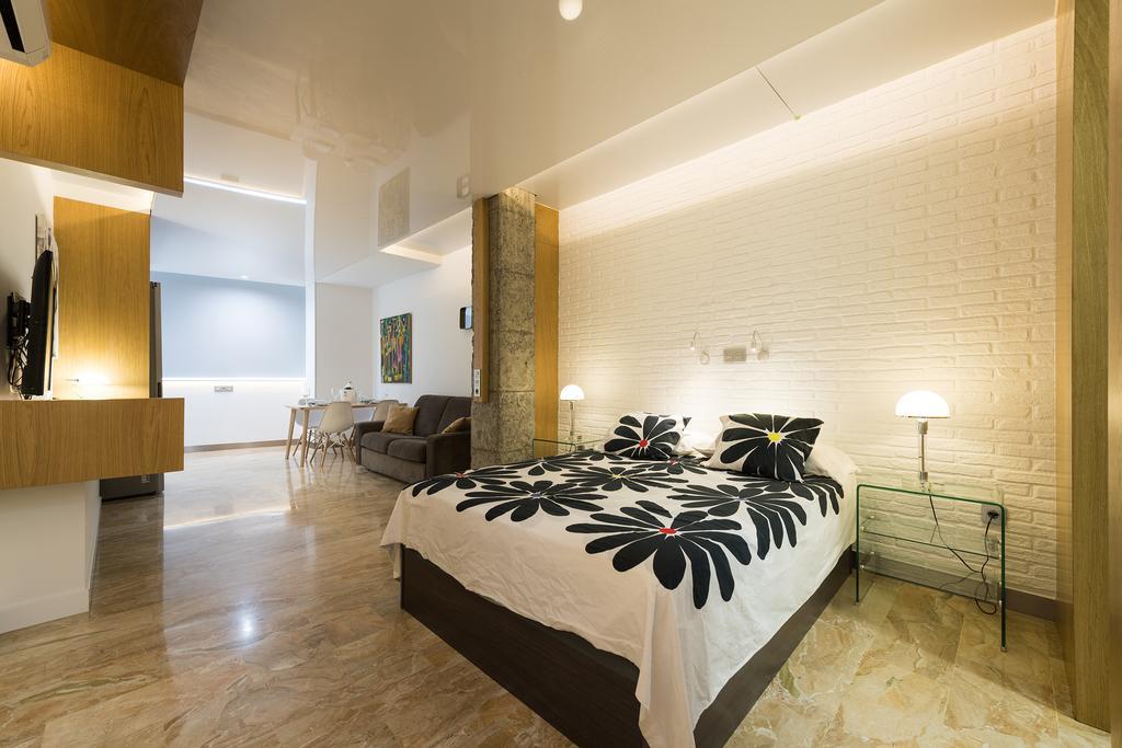 Suites Garden Loft Andy Warhol لاس بالماس دي غران كاناريا المظهر الخارجي الصورة